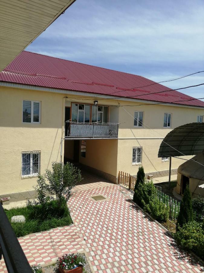 Guest House Arbat Cholpon-Ata Extérieur photo